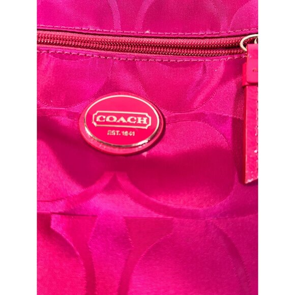 Coach Fuchsia Signature Print Luxury Nylon Crossbody Bag D1480-F77408 Scarf - Picture 4 of 9